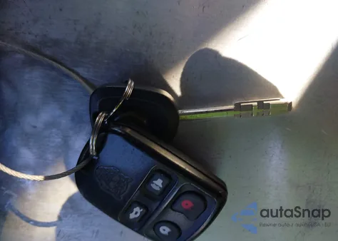 2001 Jaguar Xj8 z USA, uszkodzony, nr VIN SAJDA14C91LF28245